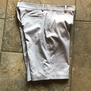 Nike Dri fit golf shorts great condition